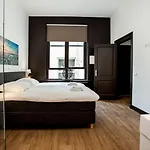 Stayci Serviced Apartments Royal Palace